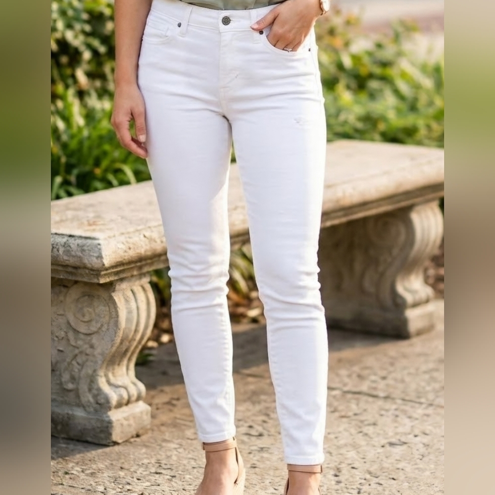 Banana Republic Women's White Skinny Jeans